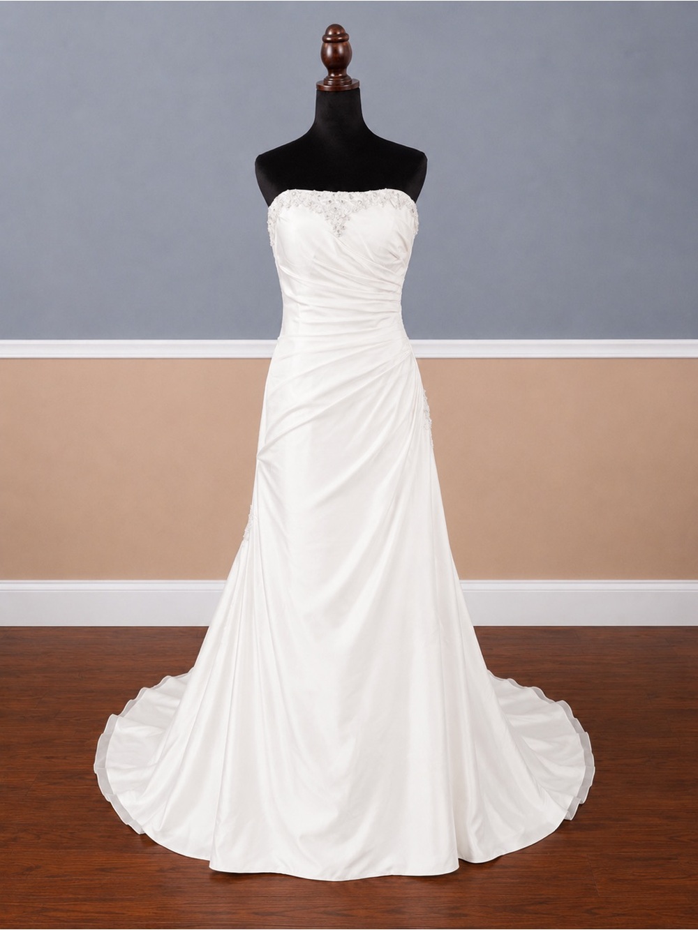 NWT Size 6 Ivory Beaded Wedding Gown w/ Optional Spaghetti Straps Bridal Dress